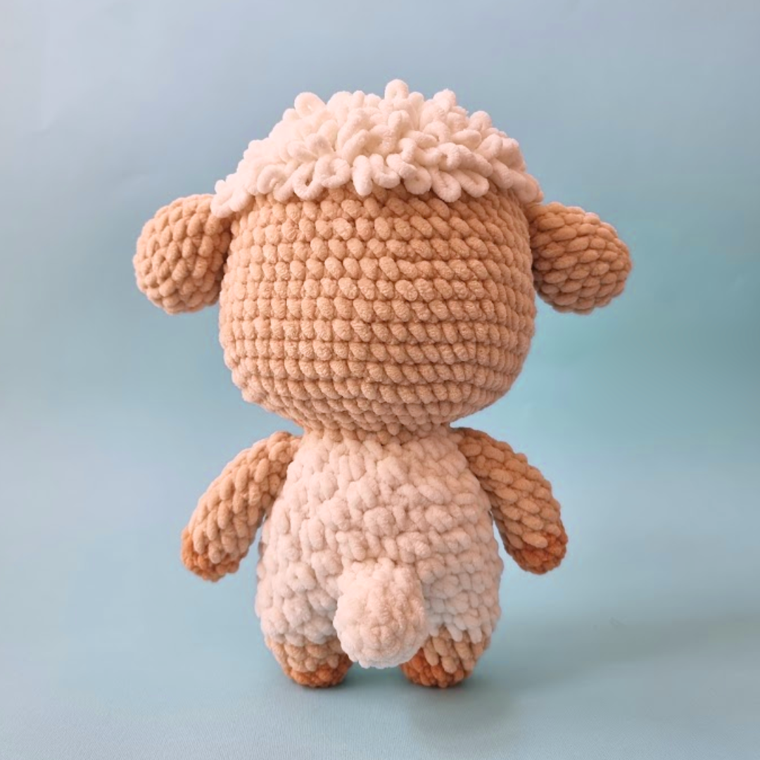Lola the Lamb | Amigurumi Pattern