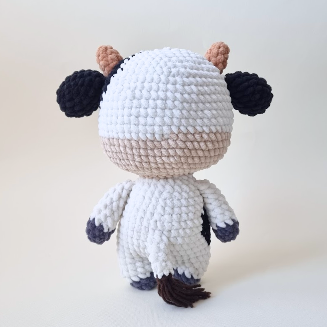 Molly The Cow - Amigurumi PDF Pattern
